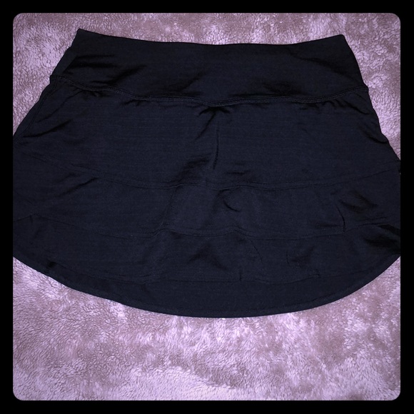 Athleta Dresses & Skirts - Athleta Swagger Skirt/skort